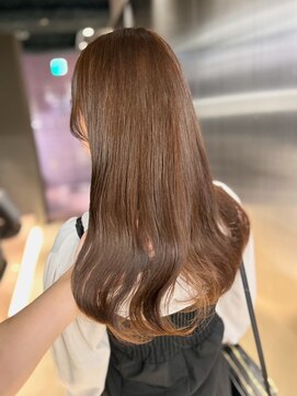 ペレ 原宿(PELE) ダブルカラー/ケアブリーチ/羽エクステ/原宿