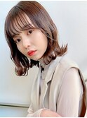 ブラウンベージュ 外ハネボブ くびれボブ 艶髪 髪質改善