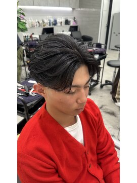 ジュール メンズ 大分(Joule men's) フェザーパーマ/テーパーフェード/スペインカール/[大分駅]