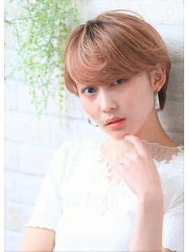 ソア 武蔵小杉(SOAR) 刈り上げ女子セシルカットグラボブ金髪ショートマッシュショート