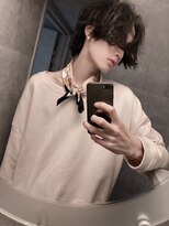 シン(syn) 前髪長めマッシュ ミニウルフ センターパート