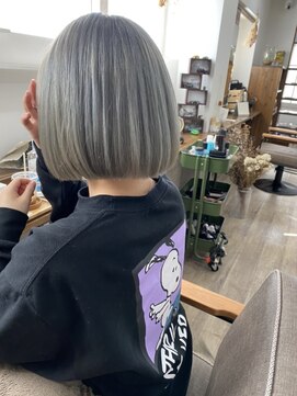 ヘミ(hemi) ボブ×シルバー