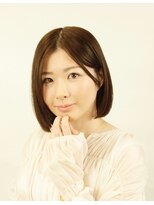 ドゥセリエ 新宿本店(de cellier) 斜めバング×女っぽワンレンボブ