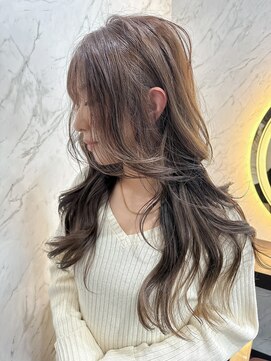 カルフール ロハス 草加東口店(Carrefour LOHAS) 大人ベージュ