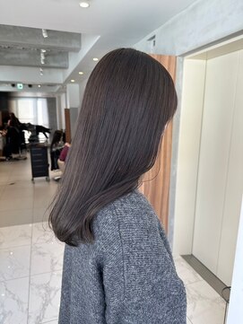 ガリカ 博多(Gallica) <入佐ひなの>光に当たると透明感たっぷりアイスグレージュ