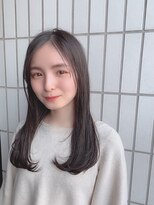 ディスオモテサンドウ 表参道(This OMOTESANDO)&nbsp;抜け感ワンカールレイヤー