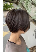 アオゾラヘアーカミノウラ(AOZORA HAIR kaminoura)&nbsp;丸みショート×ベージュ