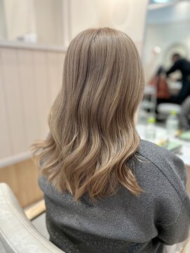 シダ(sida) 白髪ボカシにも最適ミルクティーベージュ