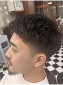 スパイキーショートブルーブラックフェザーパーマサーフカール