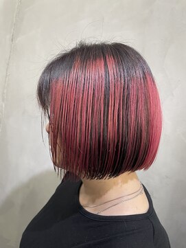 モノ アンド イニ(Mono & inni) 【kohei】切りっぱなしボブ × プレイングカラー（レッド）