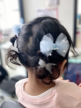 アヴソリューク(Absoluk) キッズ編み込みツインテール