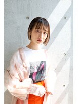 ウード(OUD) さりげなくインナーカラー