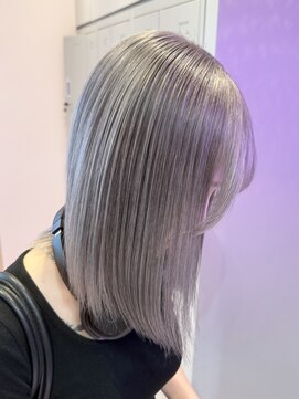 セシル(SECYL) tsugumi》ケアブリーチ・ハイトーン・ホワイトシルバー