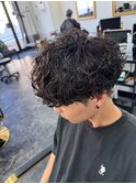 波巻きスパイラルパーマメンズマッシュパーマツイストパーマ