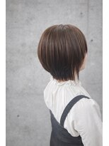 カットワークススリックバイフェローズ(CUT WORKS SLICK by fellows)&nbsp;丸みショート×艶感ナチュラルブラウン