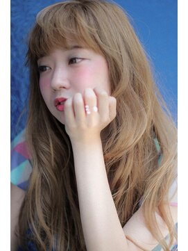 ノラ シンディ(NORA CYNDY) 【CYNDY砂川】王道外国人風カラー、ライトグレージュカラー♪