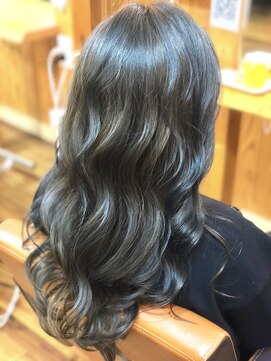 ララテラス(LaLa Terrace) ダークブルージュ×大人かわいい無造作ゆるウェーブ