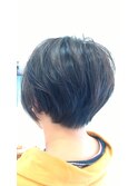 前下がり風　ハンサムショート