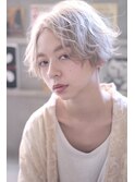 LuTa☆吉祥寺外国人風ハイトーンカラー×マニッシュショート