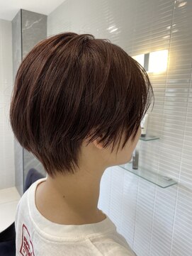 ノイプラス(Neu Plus) 小顔ショートボブ