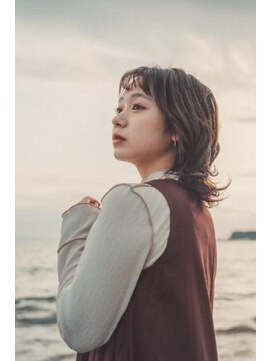 フラミューム 藤沢(flammeum) ニュアンスカラー×ミディアムウルフ