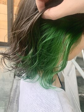 ラシサ(rashisa) セクションカラー×グリーン