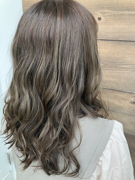 ヘアーワークスタジオ ノイズ(noize) #イルミナカラー#ロング#シアーオリーブ#ハイライトカラー