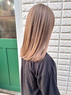 プチメゾントウキョウ(Petit Maison Tokyo) クリアベージュ_切りっぱなしロブ