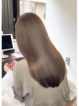 ソア フレア(soa FLEAR) 失敗しない縮毛矯正/-5歳の美髪へ