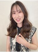 ふんわりとしたボリューム感ルーズウェーブ