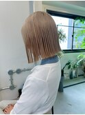ブロンドパツッとラインヘンリーボブ