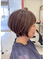 ミングル(MINGLE)&nbsp;大人可愛い丸みショートボブラベンダーベージュ