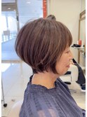 大人可愛い丸みショートボブラベンダーベージュ