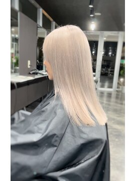 レゴリス(REGOLITH) ホワイトベージュ