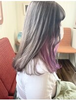 髪結いレーヴ(Reve)&nbsp;インナーカラーが活きるふんわりロング