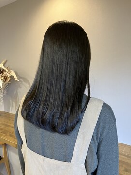 リポゾ(Riposo.) カーキベージュ・ミディアムレイヤー