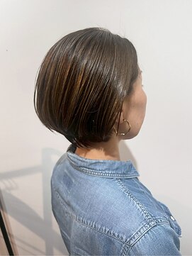 トリッカアヴェダ(tricca AVEDA) ショート/レイヤーカット/ナチュラルブラウン