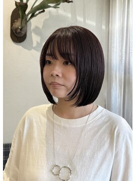 ホワイト(WHITE) 顔まわりレイヤーボブ