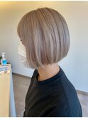 ブロンドパールベージュ×ぱっつんbob