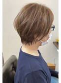 【ベージュ大人可愛いショート】