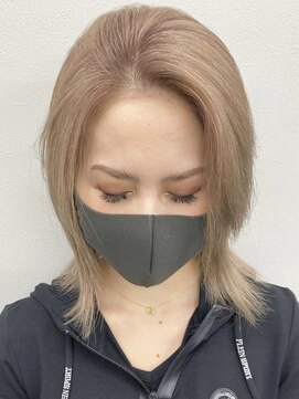 コード 四条河原町駅店(CHORD) 京都 河原町 ホワイトベージュカラー ミルクティーカラー