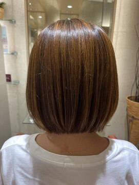 エム インターナショナル 春日部本店(EMU international) 曲がる柔らかストレートヘア