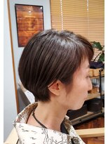 リビングヘアルーム(LIVING HAIR ROOM) アシメショート