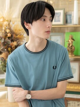 カバーヘア ブリス 北浦和(COVER HAIR bliss) センターパート黒髪爽やかクラウドマッシュa北浦和20代30代40代