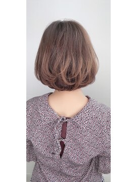 ニスル 上尾店(NISURU) 黒髪/クラゲヘアー/オリーブグレー/小顔/ココアベージュ/上尾