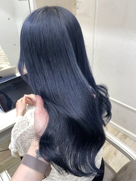 シーン(seen) 【ディープネイビー】くびれヘア　大人ガーリー　ふんわりカール