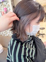 ネオリーブアイム 横浜西口店(Neolive aim)&nbsp;人気の見せるインナーカラー グレージュ【横浜】k