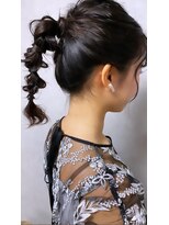 エイル 梅田(Eir)&nbsp;【ヘアセット】【ヘアアレンジ】【編み下ろし】