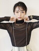 イル(ill)&nbsp;暗髪　ショート　ベリーショート　シースルー