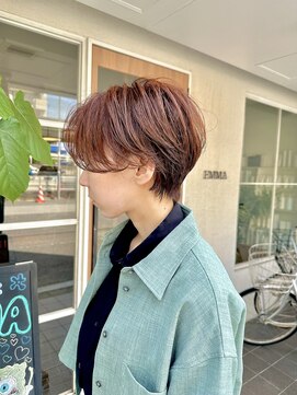 エマ 蕨(EMMA) オレンジブラウン ハンサムショート(宮澤)